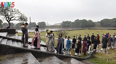 Ambassador promotes Vietnam’s Ao dai  - ảnh 4